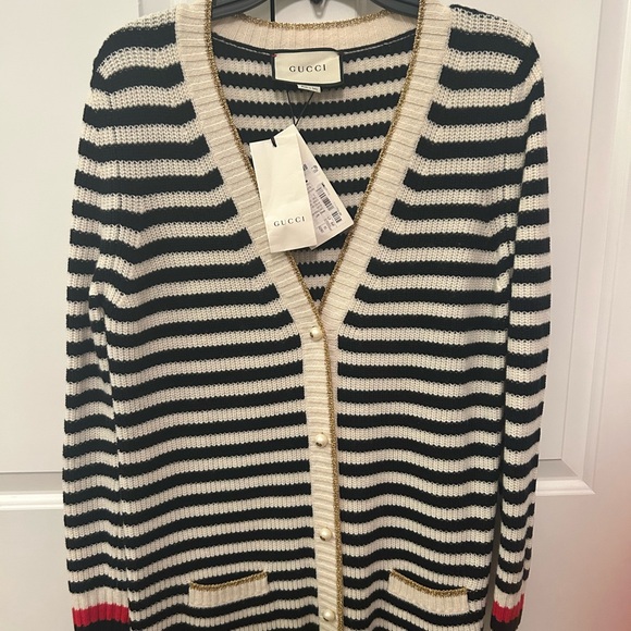 Gucci Sweater with GG logo pearl buttons
PRICE IS FIRM - Picture 6 of 10